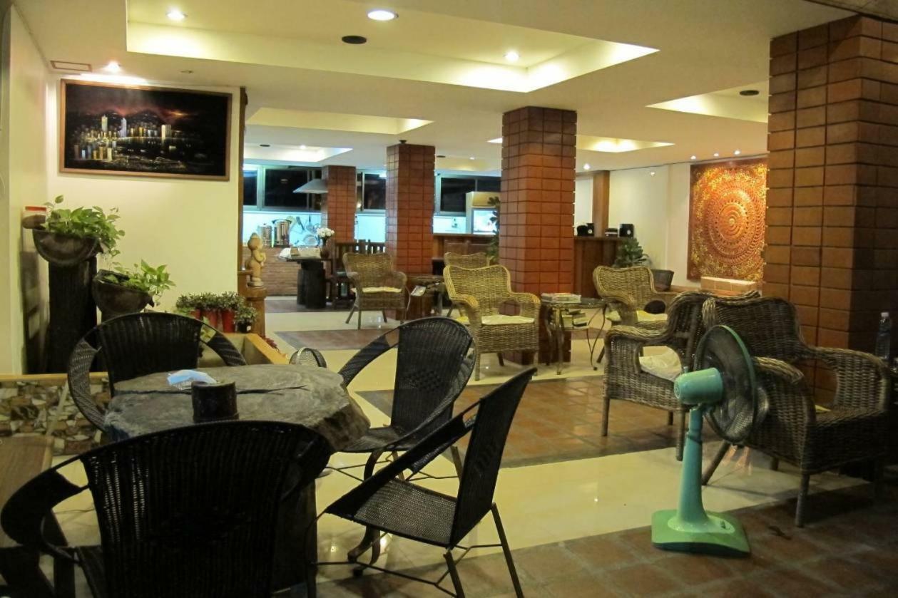 Jomtien Hostel 3 Eksteriør bilde
